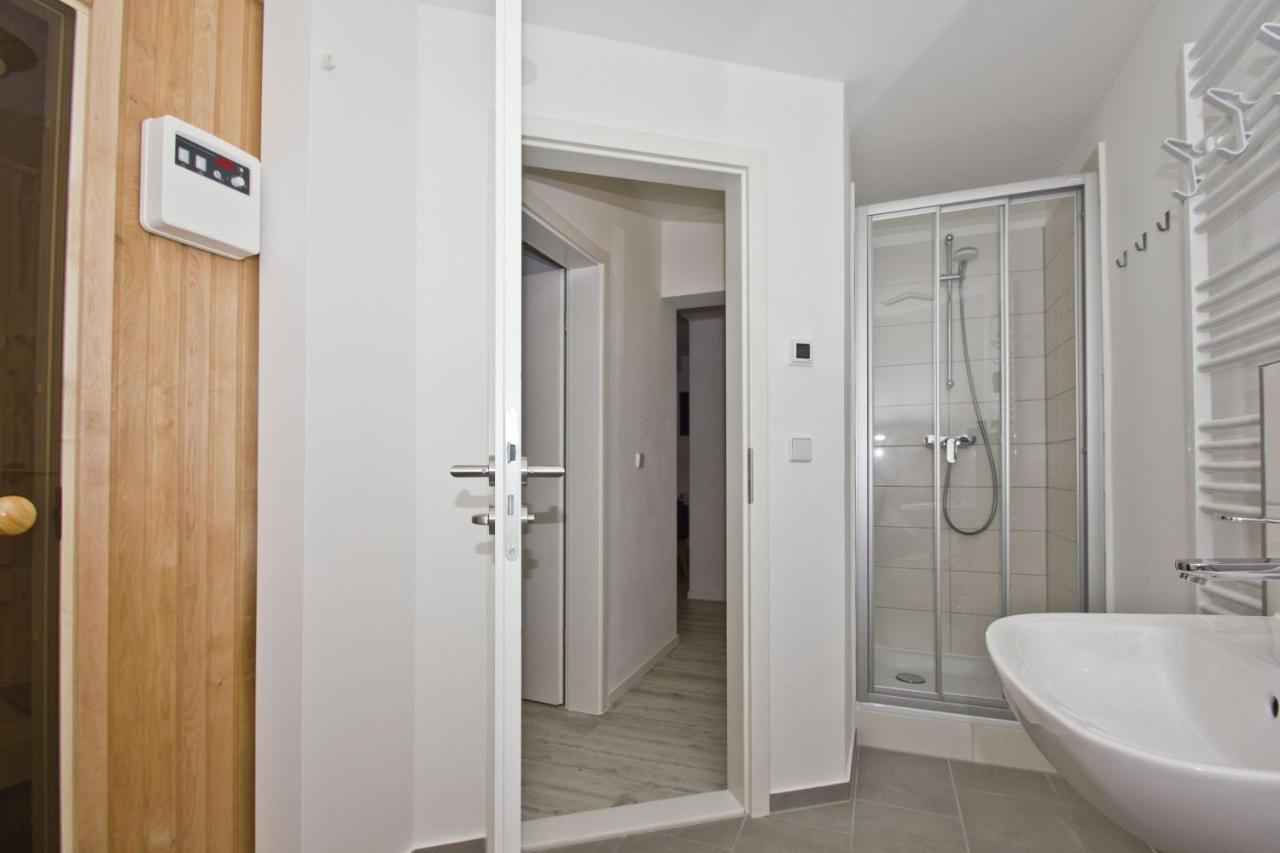 Ferienresidenz Zwei Bodden Fewo2-8 - Balkon, Sauna, Kamin Lietzow Extérieur photo