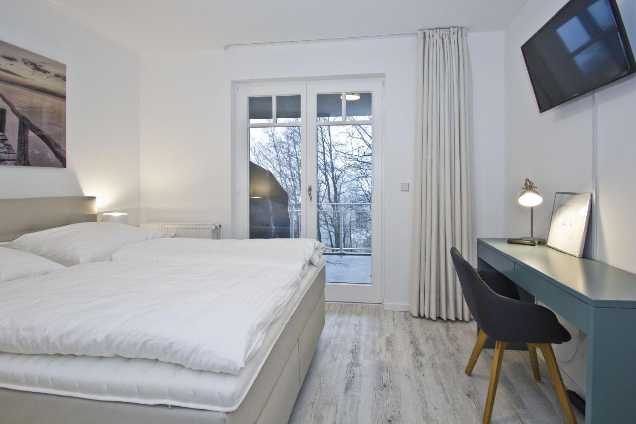 Ferienresidenz Zwei Bodden Fewo2-8 - Balkon, Sauna, Kamin Lietzow Extérieur photo